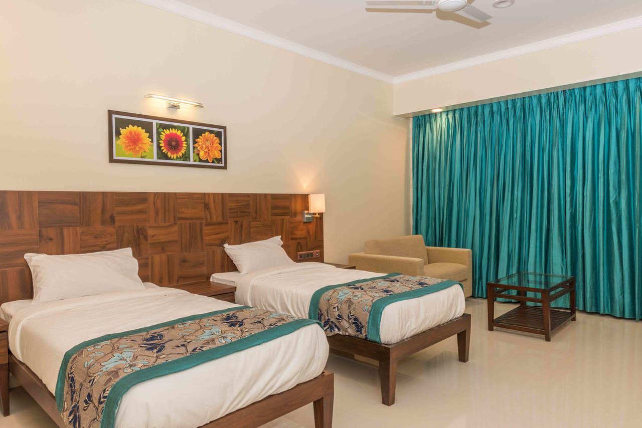 فندق Club One Manor المظهر الخارجي الصورة