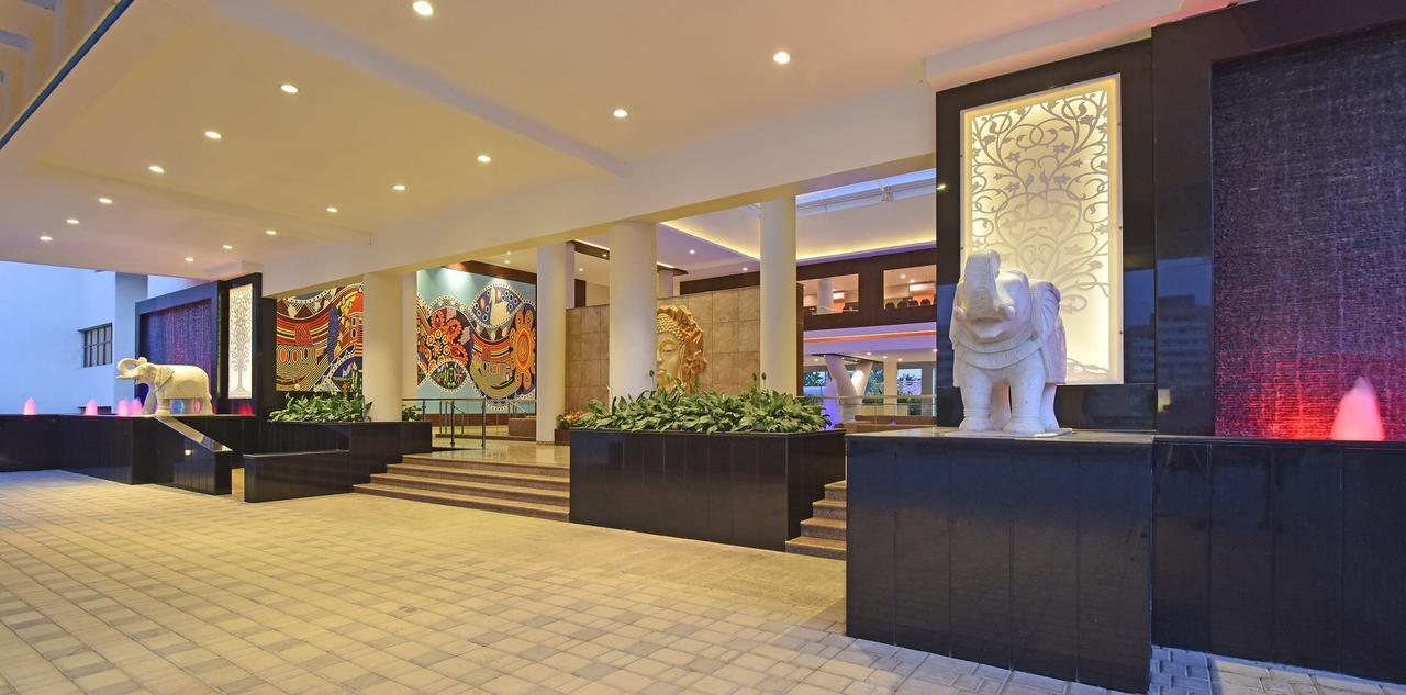 فندق Club One Manor المظهر الخارجي الصورة